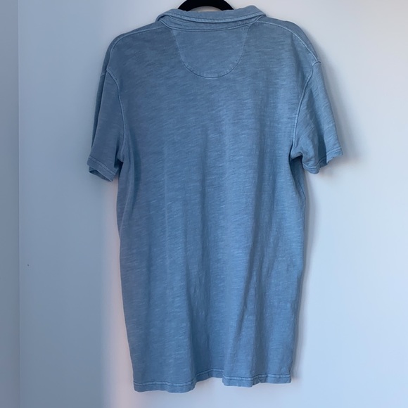 Men’s: baby blue quick silver large polo - Picture 3 of 3